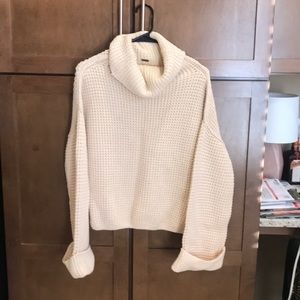 Free people chunky-knit cowl/turtleneck sweater